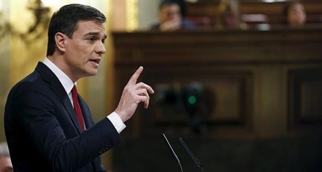 سانشيز يؤدي اليمين الدستورية رئيسا للوزراء في إسبانيا