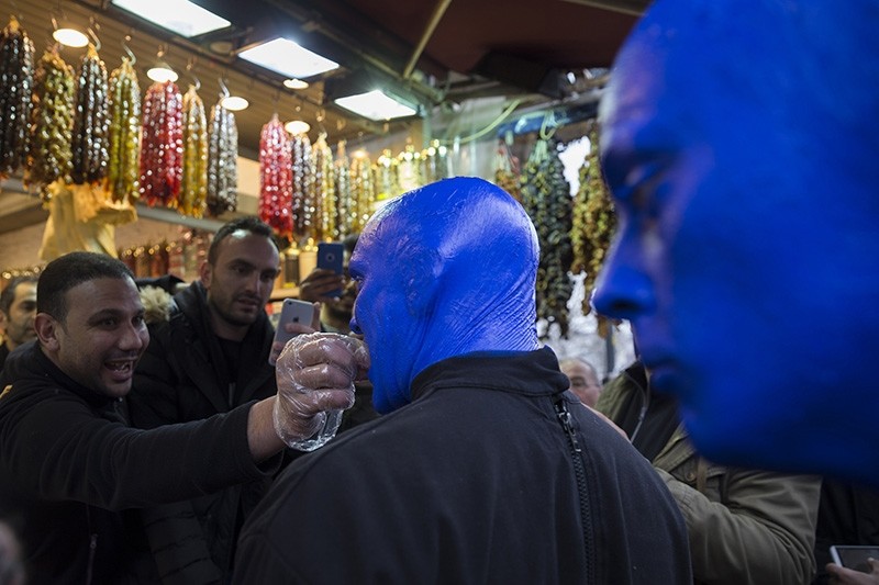 Blue Man Group tastes Turkish delight at the Spice Bazaar