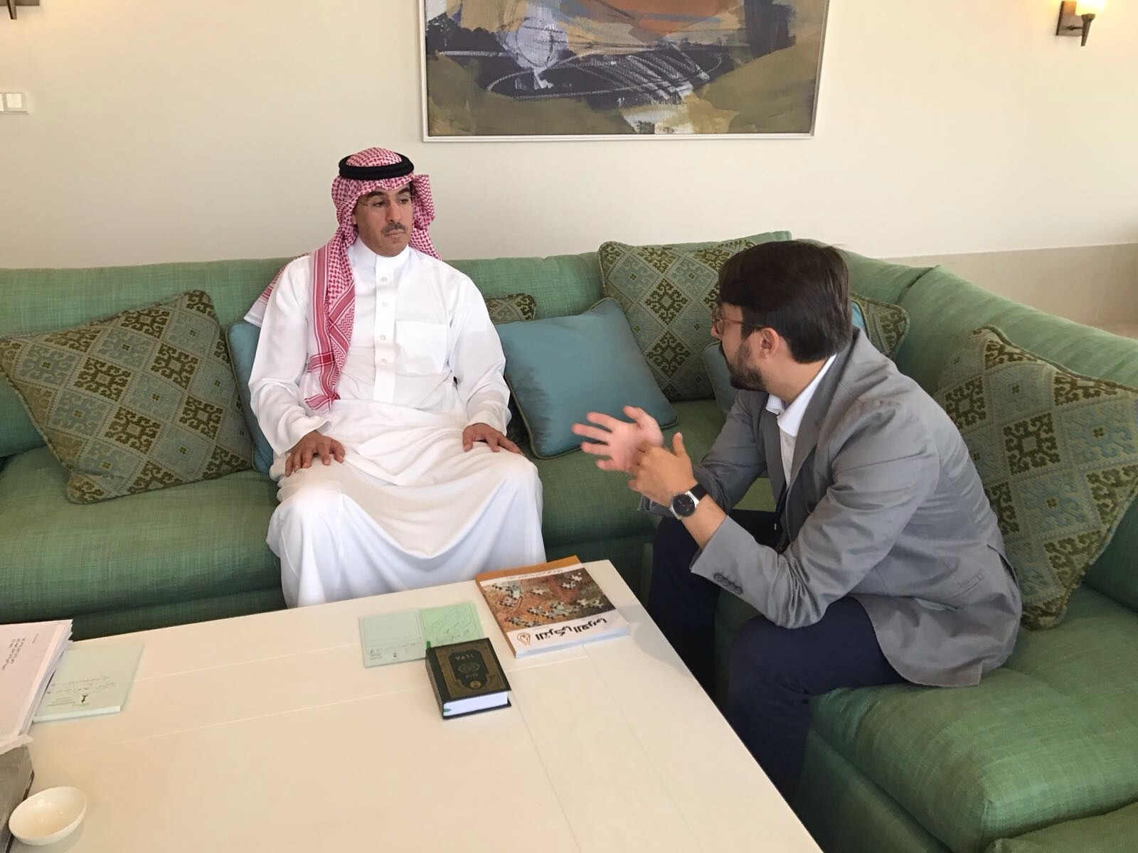 Minister of Culture and Information of Saudi Arabia, Awwad bin Saleh Al-Awwad (L) and Daily Sabah editor-in-chief Serdar Karagu00f6z