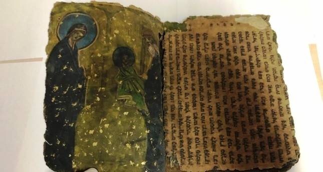 الأمن التركي يضبط كتاب أثري مخطوط على جلد حيواني جنوب شرق البلاد