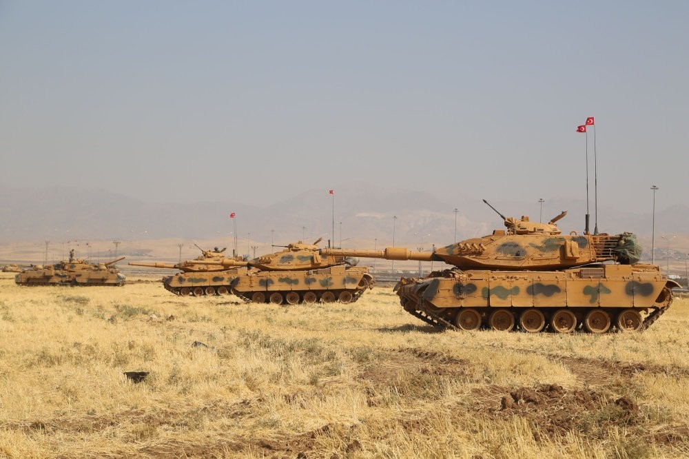 Turkish tanks seen near the Habur crossing gate between Turkey and Iraq during a military drill on Sept.18. 