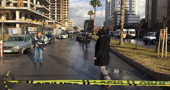 Autobombenanschlag auf Justizgebäude in İzmir