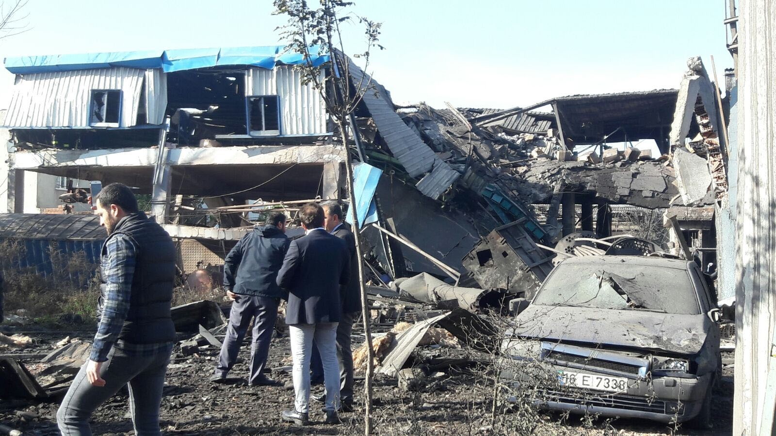 Steam boiler explosion causes partial collapse at Bursa dye factory
